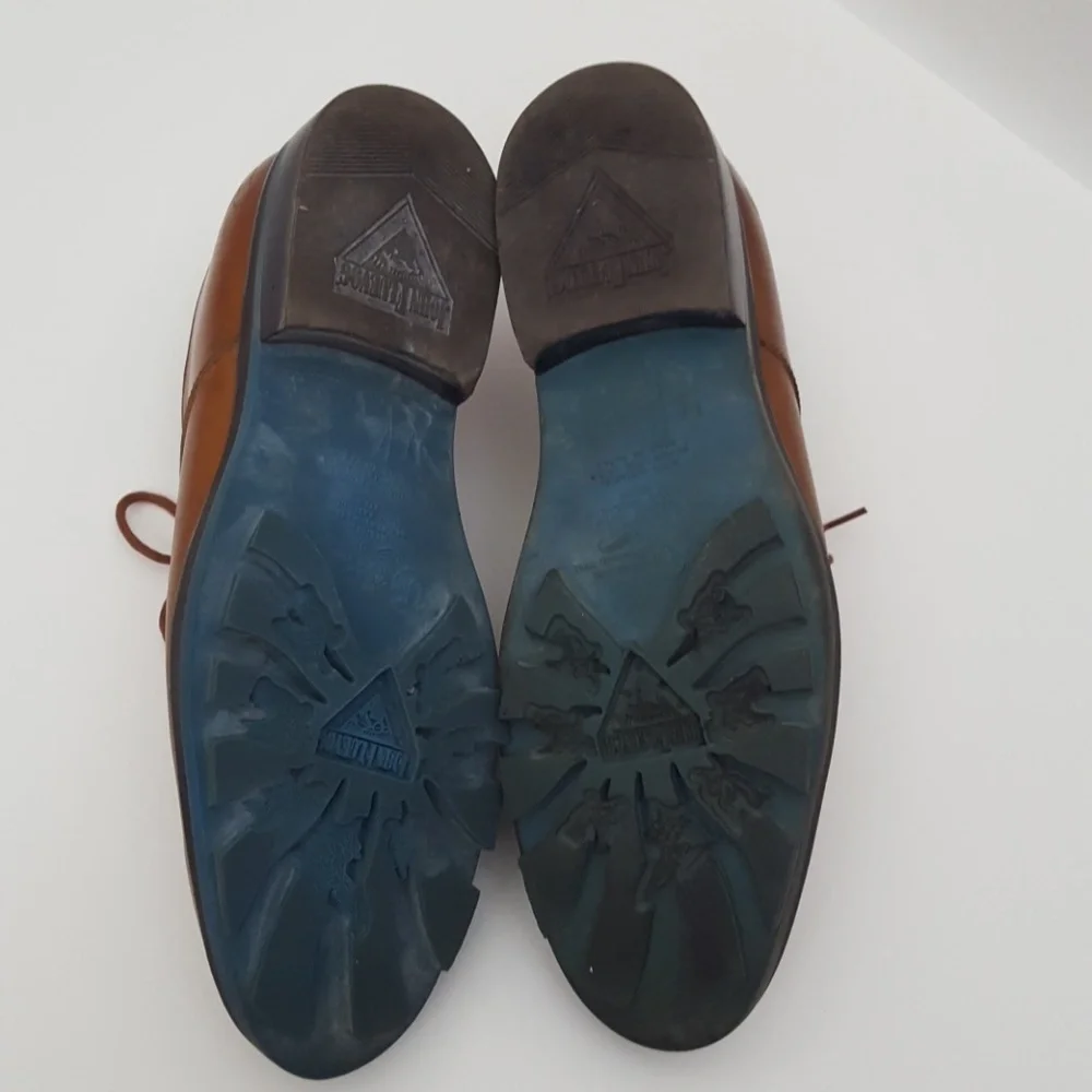 John Fluevog preowned scuff